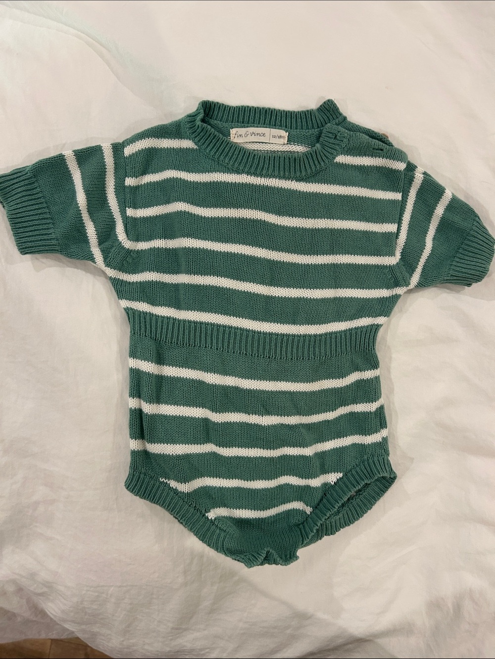 Fin Vince green & White Striped Knit Baby One-Piece romper 12m 18M